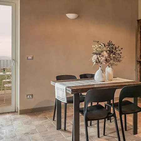 I Ciabot Di Monforte * Monforte dʼAlba